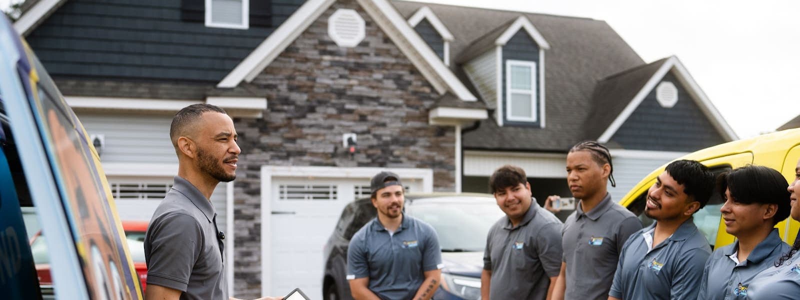 A/C Man Heating & Air Conditioning cover